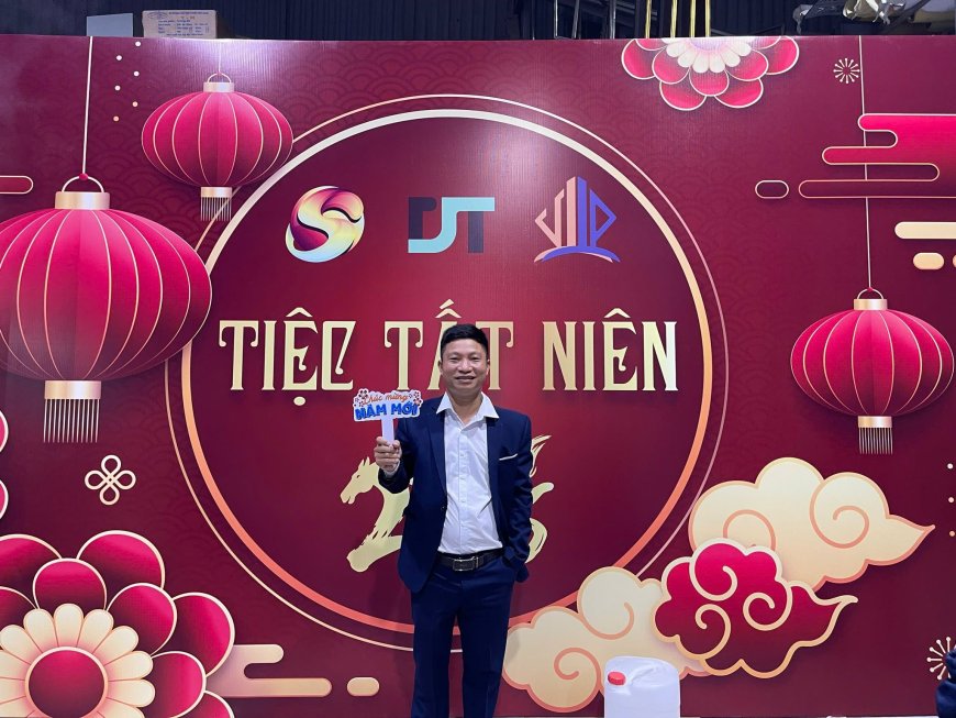 VƯỢNG PHÁT CHÚC MỪNG NĂM MỚI         NĂM BÍNH NGỌ 2026